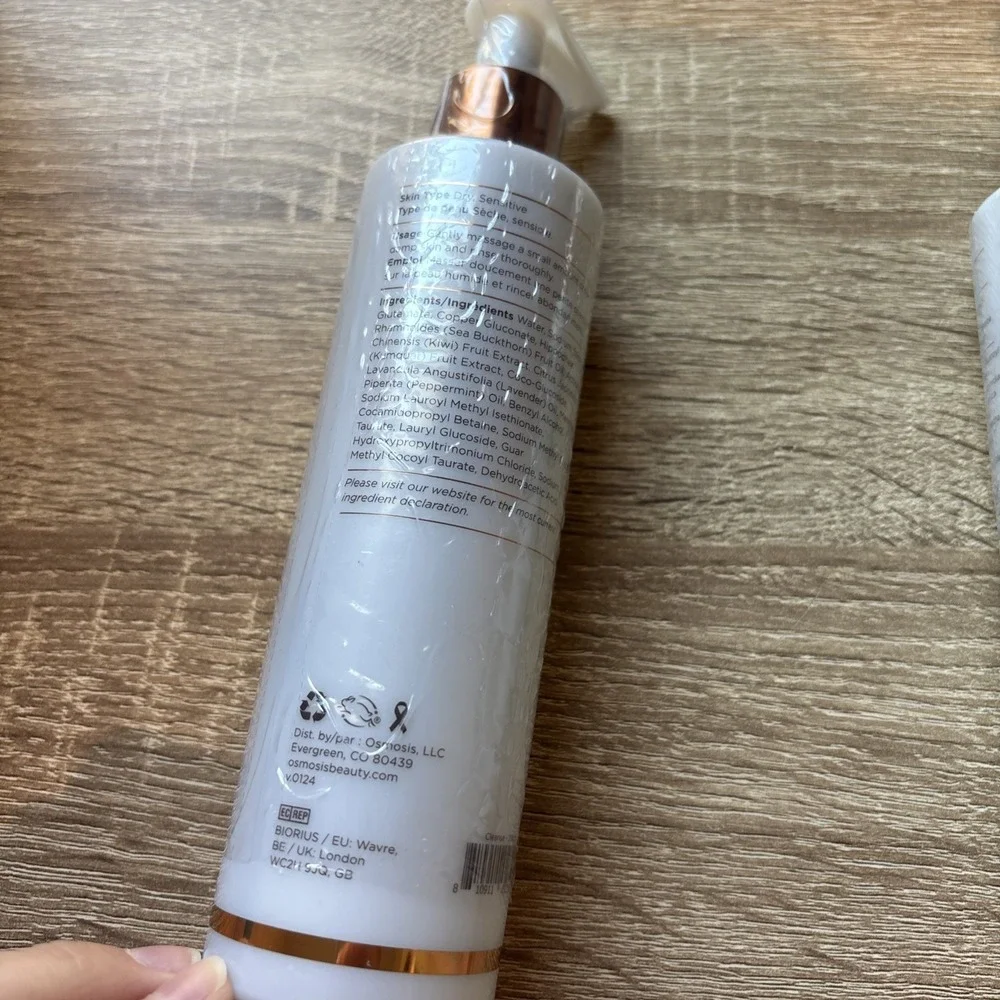 LOT OF 2 Osmosis Gentle Cleanser Face Wash Regular Size Unisex 6.7 fl oz